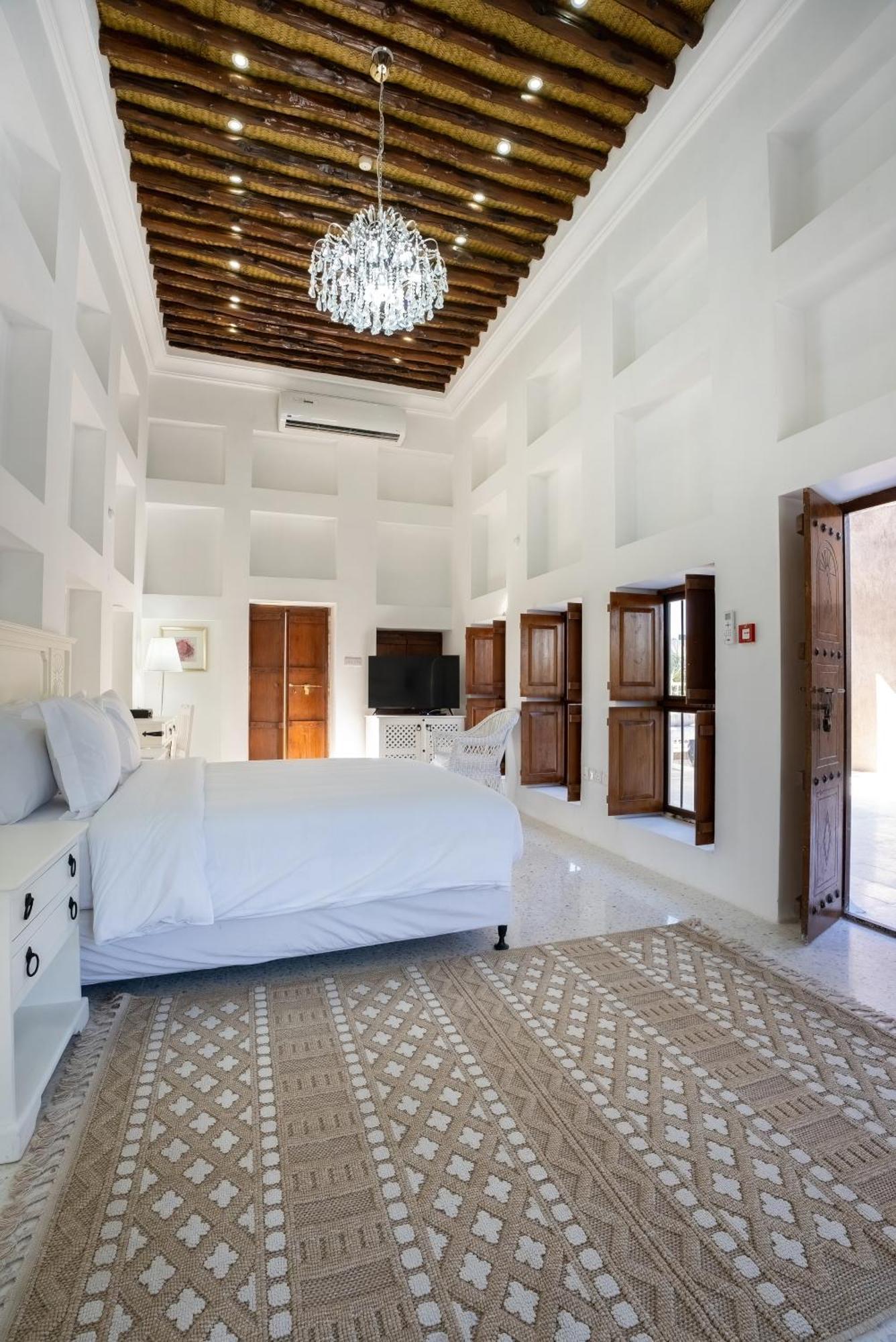 Arabian Boutique Hotel Дубай Екстериор снимка