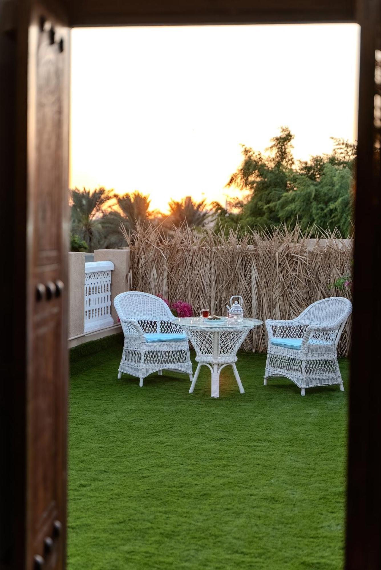 Arabian Boutique Hotel Дубай Екстериор снимка