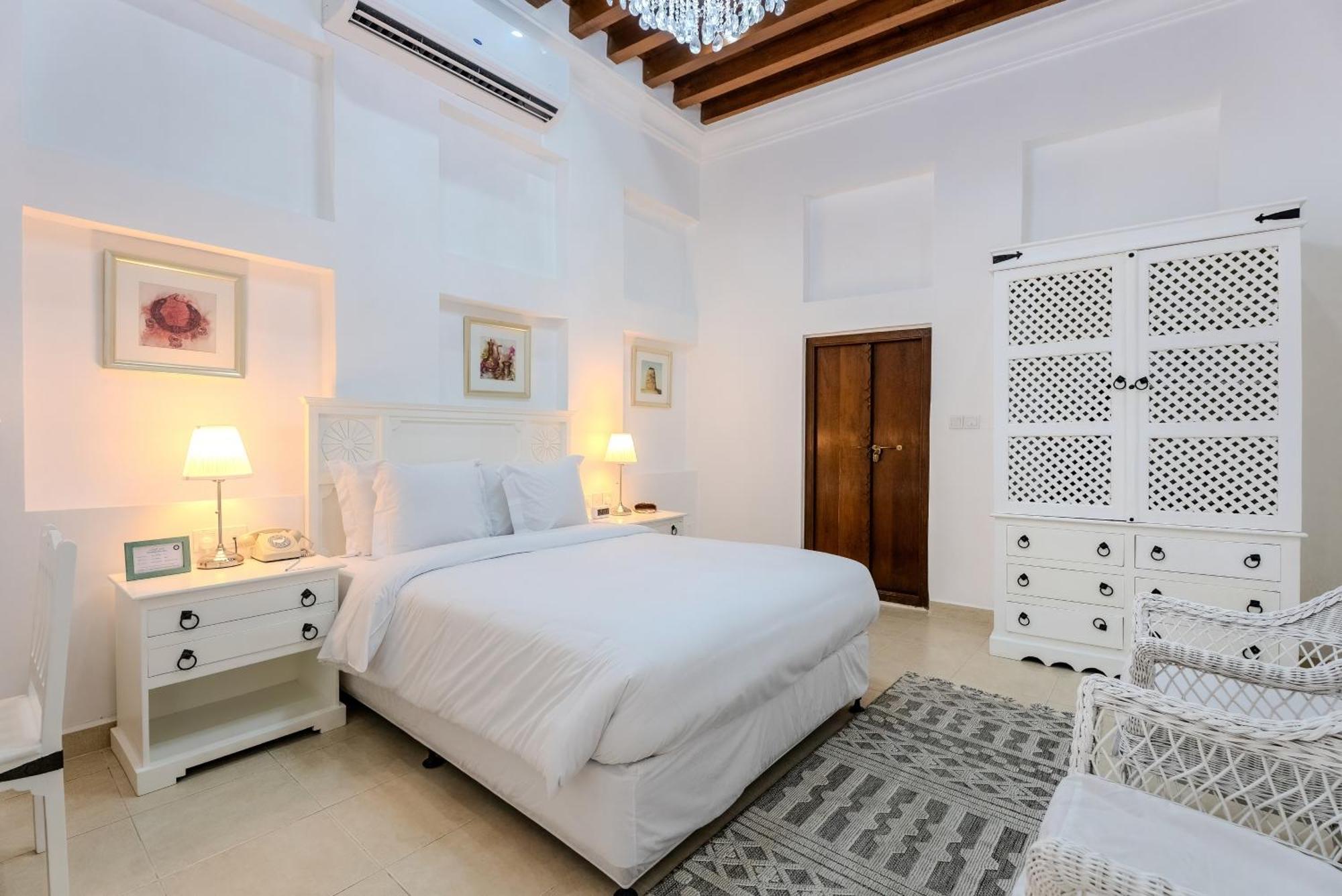 Arabian Boutique Hotel Дубай Екстериор снимка